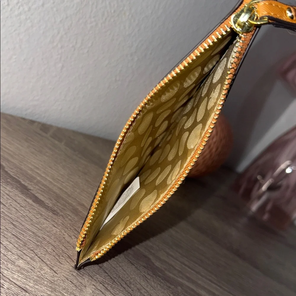 Kate Spade Tan Wristlet - Picture 6 of 10